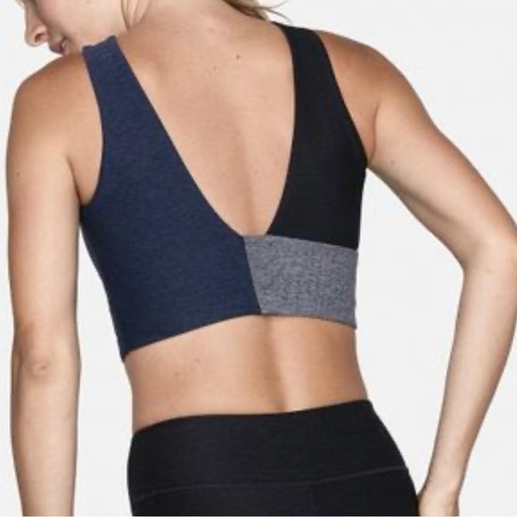 Outdoor Voices Tops - Outdoor Voices Venus Crop Top, Black/Navy/Graphite, Women’s Size Medium